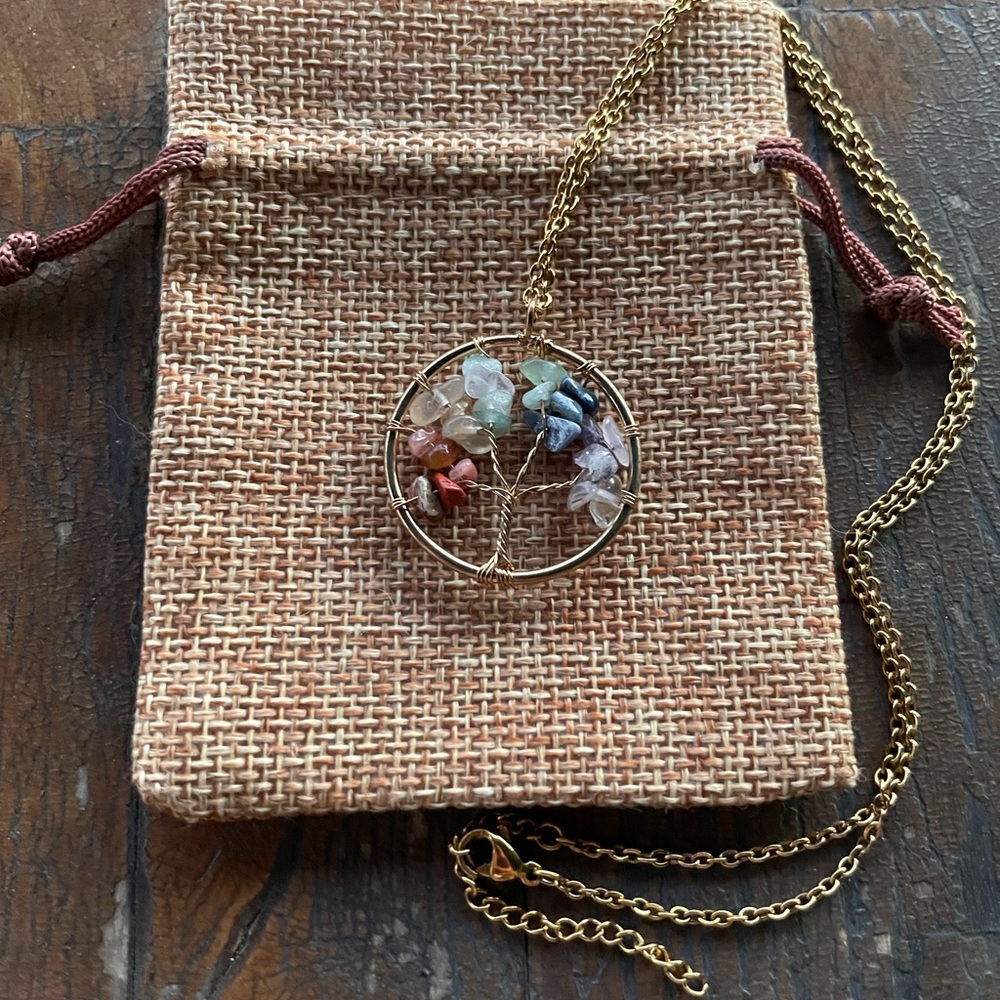 BrandNew Tree Of Life Rainbow🌈 Necklace Genuine 7 Chakras Gemstone Necklace